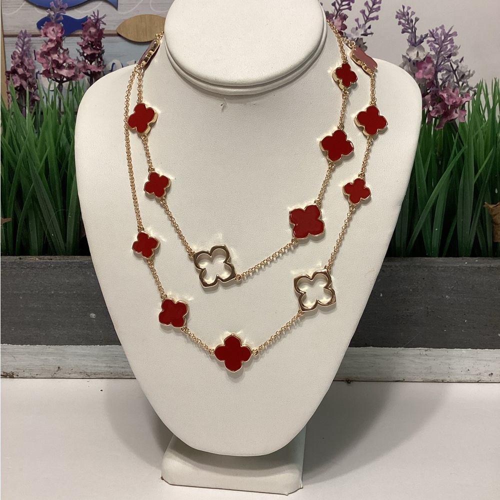 DONNA NECKLACE